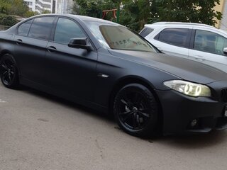 2012 BMW 5 серии 528i xDrive VI (F10/F11/F07), чёрный, 1950000 рублей, вид 2