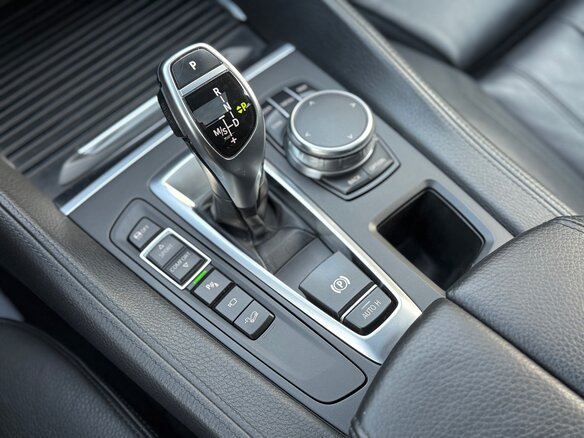 2017 BMW X6 40d II (F16), белый, 3990000 рублей - вид 18