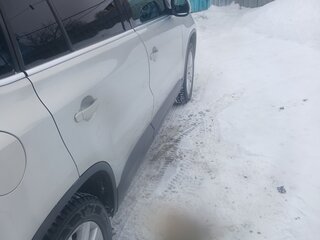 2008 Volkswagen Tiguan I, серебристый, 760000 рублей, вид 3