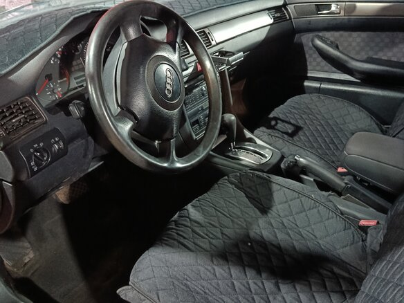 1997 Audi A6 II (C5), красный, 510000 рублей - вид 15