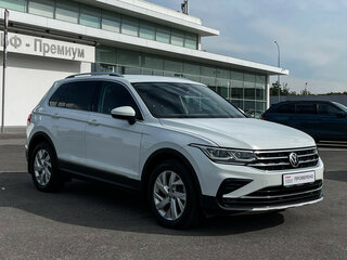2021 Volkswagen Tiguan II Рестайлинг, белый, 2789000 рублей, вид 3