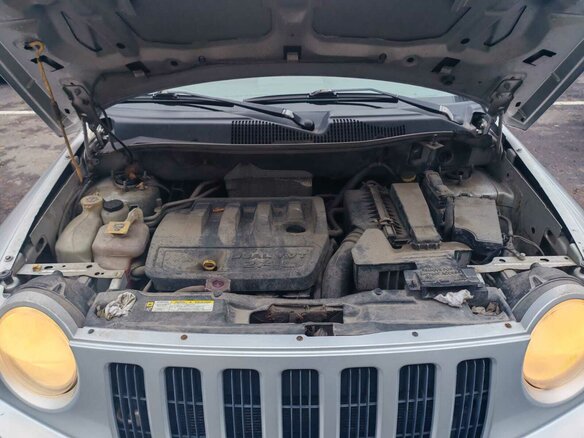 2008 Jeep Compass I, серебристый, 730000 рублей - вид 13