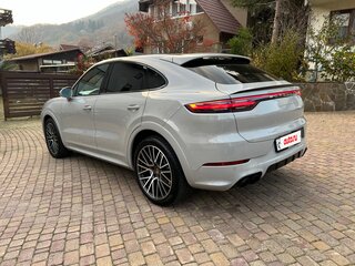 2021 Porsche Cayenne Turbo Coupé III, серый, 11000000 рублей, вид 4