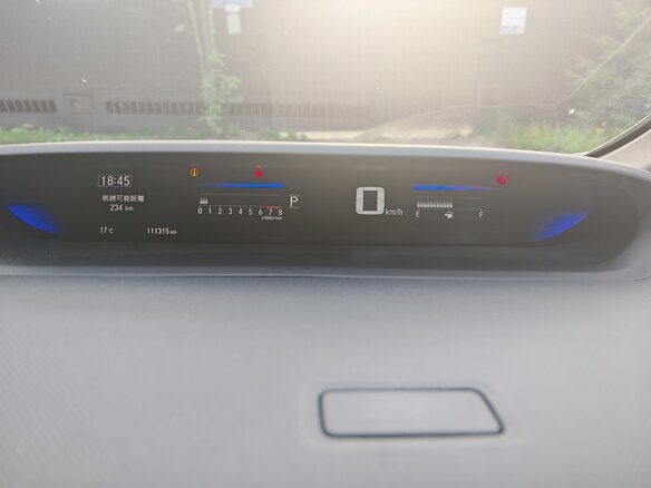 2018 Honda Stepwgn V Рестайлинг, белый, 1900000 рублей - вид 13