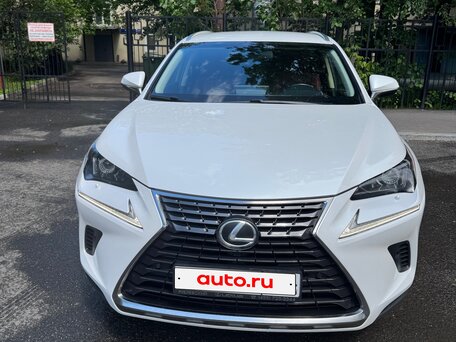 2017 Lexus NX 200 I Рестайлинг, белый, 2750000 рублей, вид 1