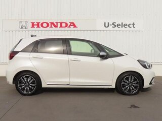 2021 Honda Fit IV, белый, 850000 рублей, вид 4