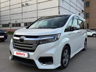 2018 Honda Stepwgn Spada V Рестайлинг, белый, 2550000 рублей, вид 3