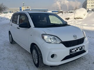 2016 Daihatsu Boon III, белый, 800000 рублей, вид 4
