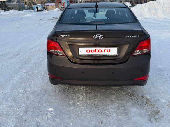 2015 Hyundai Solaris I Рестайлинг, коричневый, 850000 рублей - вид 8