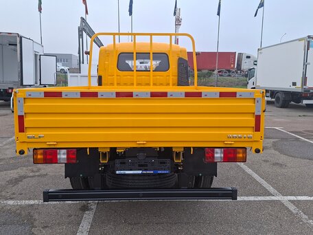2026 Isuzu Elf (N-series), золотистый, 4600000 рублей, вид 4
