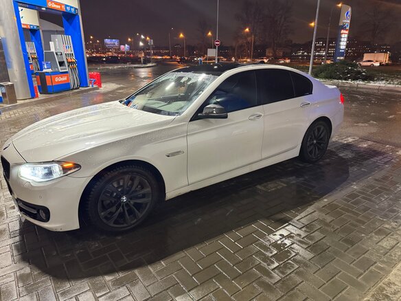 2016 BMW 5 серии 520d VI (F10/F11/F07) Рестайлинг, белый, 2650000 рублей - вид 7