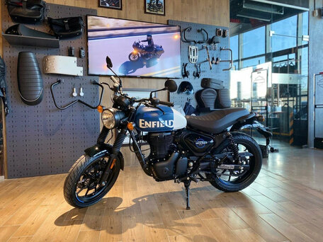 2025 Royal Enfield Hunter, синий, 462000 рублей, вид 4