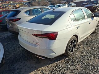 2025 Skoda Octavia IV (A8), белый, 3200000 рублей, вид 1