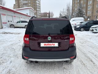 2012 Skoda Yeti I, пурпурный, 999900 рублей, вид 5
