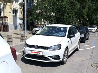 2016 Volkswagen Polo V Рестайлинг, белый, 1600000 рублей, вид 4