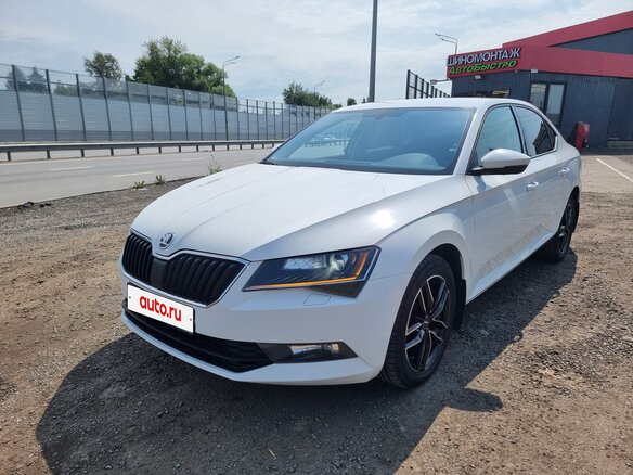 2017 Skoda Superb III, белый - вид 27