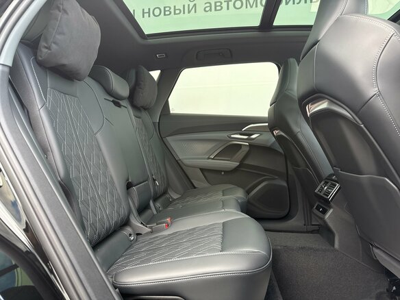 2026 Audi Q5 L III (GU), чёрный - вид 16
