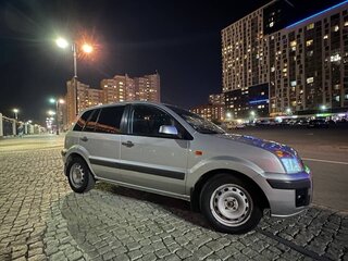 2008 Ford Fusion I Рестайлинг, серебристый, 500000 рублей, вид 3