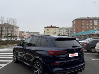 2021 BMW X5 40i IV (G05/G18), синий, 7600000 рублей, вид 4