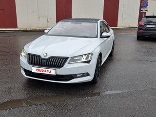 2015 Skoda Superb III, белый, 1050000 рублей, вид 3