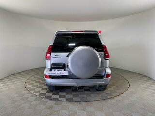 2004 Toyota Land Cruiser Prado 5-speed 120 Series, серебристый, 1599000 рублей, вид 5