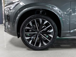 2026 Volvo XC90 B5 II Рестайлинг 2, серый, 10950000 рублей, вид 5
