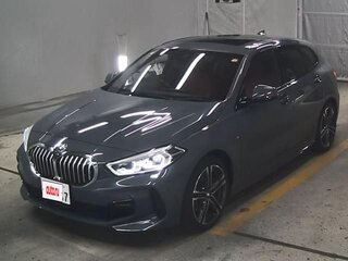 2020 BMW 1 серии 118i III (F40), серый, 1450000 рублей, вид 2