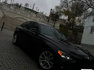 2017 BMW 3 серии 320i VI (F3x) Рестайлинг, чёрный, 2400000 рублей, вид 4