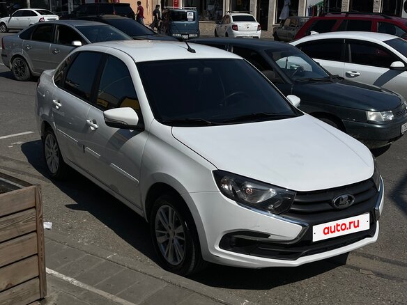 2019 Lada (ВАЗ) Granta I Рестайлинг, белый, 540000 рублей - вид 4