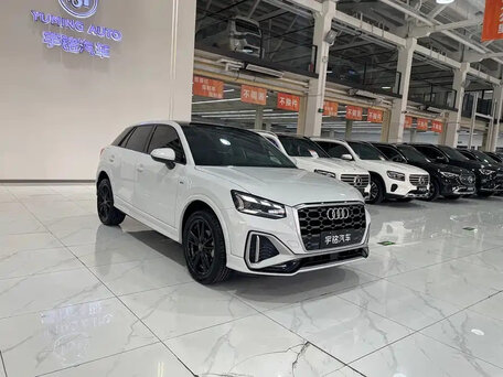 2022 Audi Q2 L 35 TFSI I Рестайлинг, белый, 2000000 рублей, вид 2