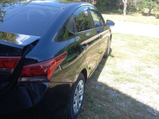 2017 Hyundai Solaris II, чёрный, 1000000 рублей, вид 2