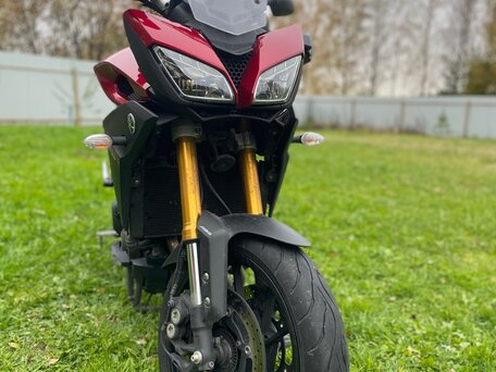 2016 Yamaha MT-09 Tracer (FJ-09), красный, 790000 рублей, вид 4