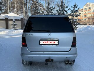 2000 Mercedes-Benz M-Класс 320 I (W163), серебристый, 840000 рублей, вид 5