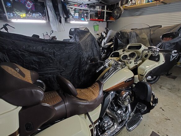 2010 Harley-Davidson CVO Road Glide, бежевый, 1400000 рублей - вид 12