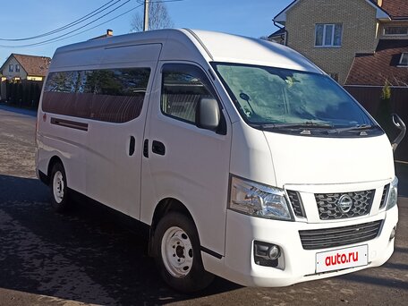 2015 Nissan NV350 Caravan, белый, 1890000 рублей, вид 1