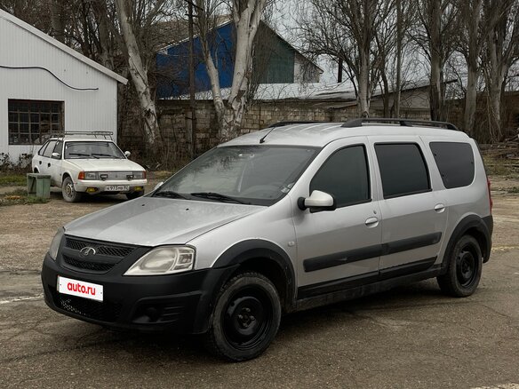 2013 Lada (ВАЗ) Largus I, серый, 460000 рублей