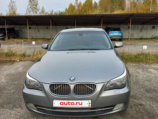 2008 BMW 5 серии 525i V (E60/E61) Рестайлинг, серебристый, 1900000 рублей, вид 1