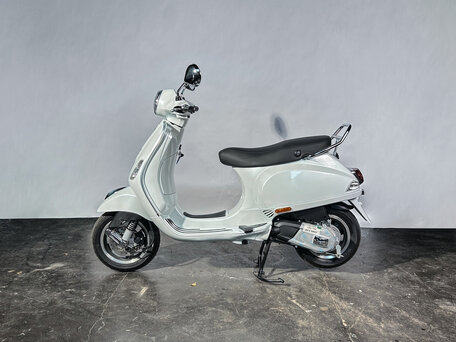 2025 Vespa VXL 125, белый, 420000 рублей, вид 2