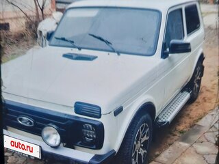 2010 Lada (ВАЗ) 2121 (4x4) I Рестайлинг, белый, 400000 рублей, вид 1
