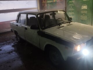 2006 Lada (ВАЗ) 2105, белый, 65000 рублей, вид 2