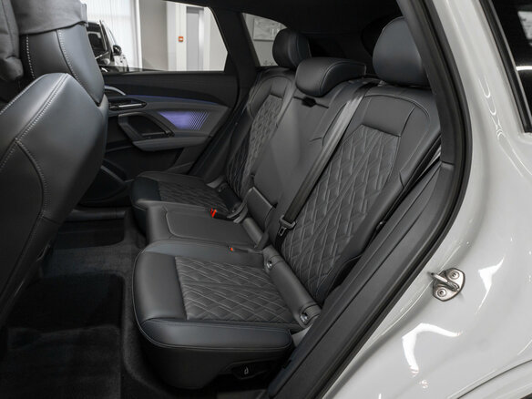 2026 Audi Q5 L III (GU), белый - вид 12
