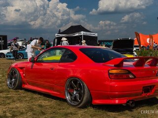 2002 Nissan Silvia VII (S15), красный, 6000000 рублей, вид 4