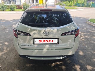 2021 Toyota Corolla XII (E210), белый, 1770000 рублей, вид 3