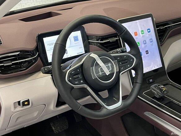 2025 Bestune T90 I, белый, 4031000 рублей - вид 14