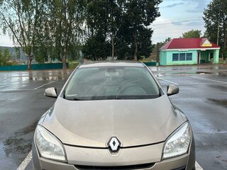 2011 Renault Megane III, бежевый, 710000 рублей, вид 2