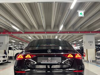 2026 Mercedes-Benz E-Класс 300 VI (W214, S214), чёрный, 9900000 рублей, вид 4