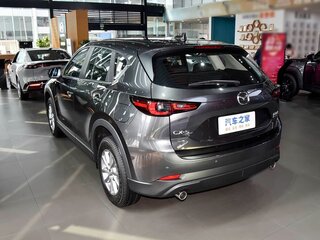 2026 Mazda CX-5 II Рестайлинг, серый, 2600000 рублей, вид 4