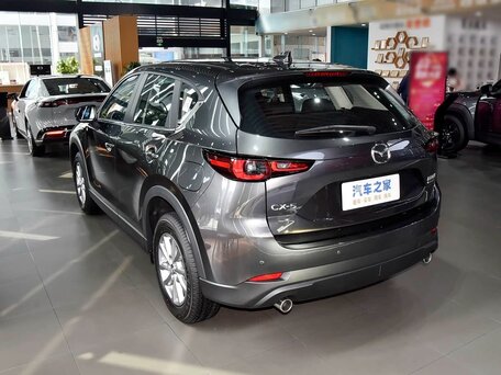 2026 Mazda CX-5 II Рестайлинг, серый, 2450000 рублей, вид 4