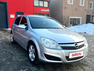 2008 Opel Astra H Рестайлинг, серебристый, 530000 рублей, вид 2