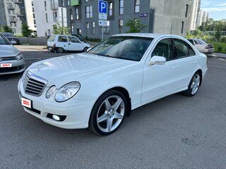 2008 Mercedes-Benz E-Класс 350 III (W211, S211) Рестайлинг, белый, 1400000 рублей, вид 4